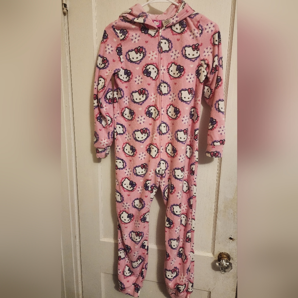 Hello kitty Sleepwear jumpsuit size 10/12